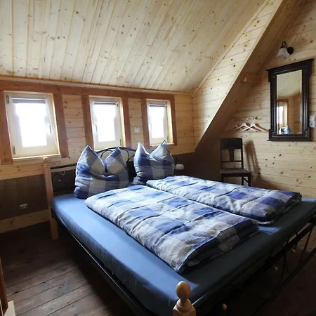 Ferienhaushaelfte Goesselberg Anno Dazumal