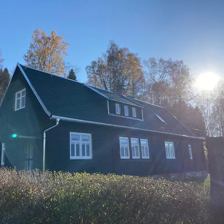 Ferienhaushaelfte Goesselberg Anno Dazumal 度假居