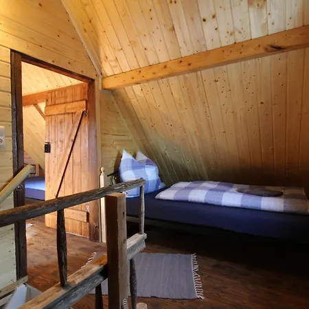 Ferienhaushaelfte Goesselberg Anno Dazumal * Klingenthal